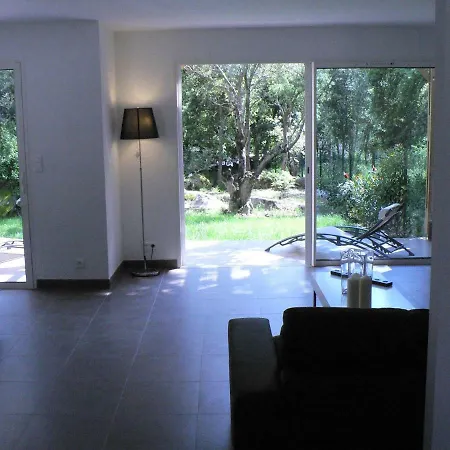 Terrasses De Vignola * 维琪奥港